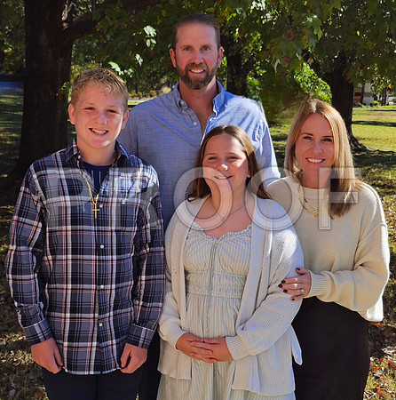 20251102_103124 Irgens family square