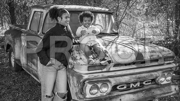 ed MRP03445 bw 16x9