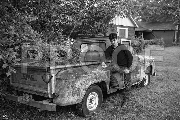 ed MRP06144 bw 4x6